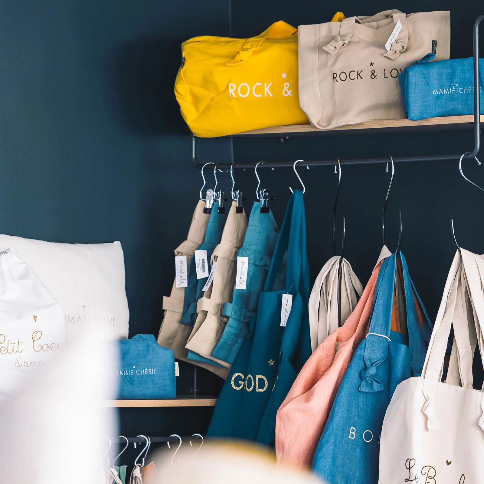 Etagere-colore-sacs